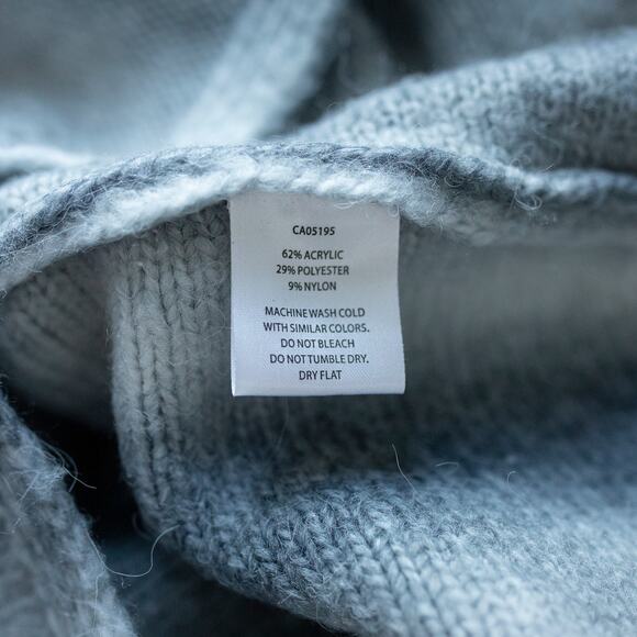 Cozy Winter Picadilly Canada Gradient Knit Gray Sweater Pullover Size S - Picture 10 of 11